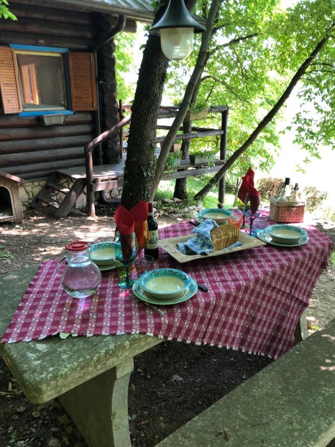 B&B Le Corone - Chalet Nel Bosco Cavalo Exterior photo